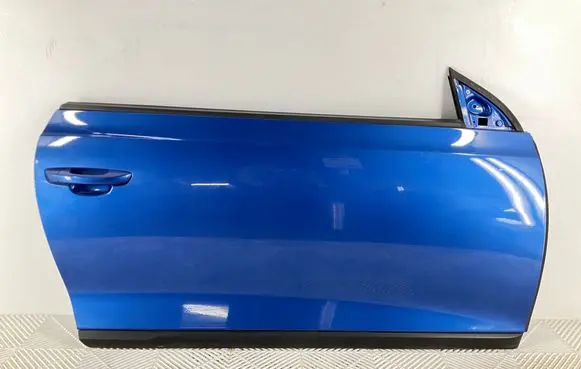 Door (2 Door Coupe)