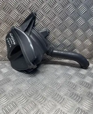 Nissan Qashqai Intake resonator 1021735S01 JD202