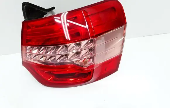 Citroen C5 Rear/tail lights 9681063680
