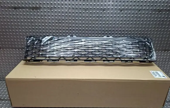 Fiat 500 Front bumper lower grill S26336974 735619520