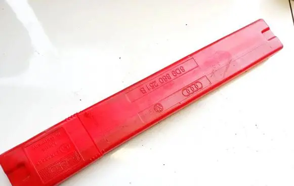 Audi TT Mk1 Emergency warning sign 8d9860251b
