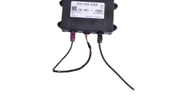 Audi TT TTS RS Mk3 8S Aerial antenna amplifier 4H0035446A