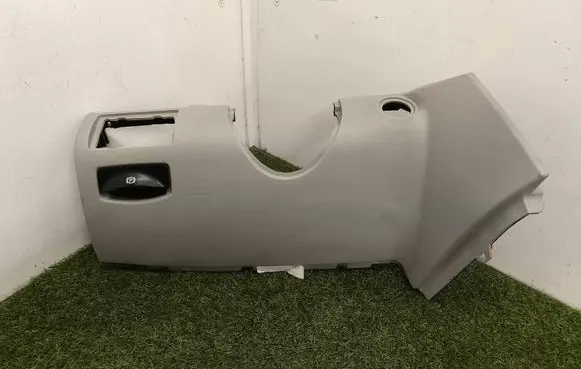 Mercedes-Benz ML W164 Dashboard lower bottom trim panel A1646803587 1648600702 6SL5069L