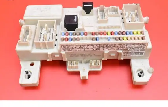Volvo S40 Fuse box set 31268178
