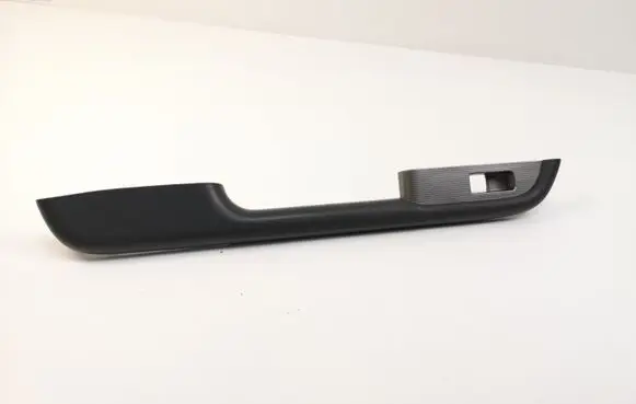 Nissan X-Trail T30 Rear door window switch trim 829498H300X