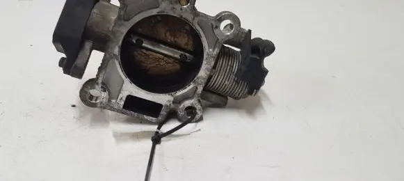 KIA Carens I Throttle valve 3517022600