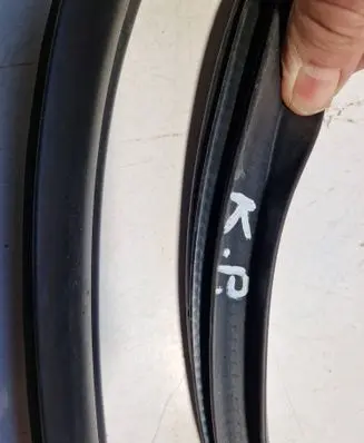 Mazda 3 Front door rubber seal 