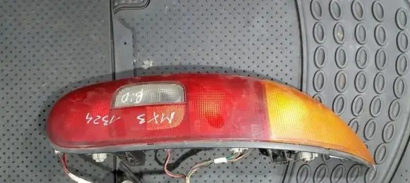 Mazda MX-3 Rear/tail lights
