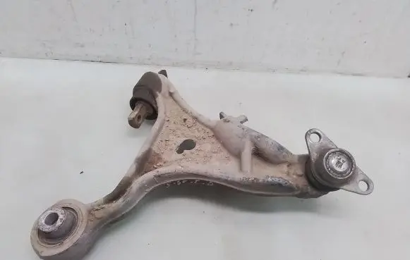Volvo S60 Front lower control arm/wishbone