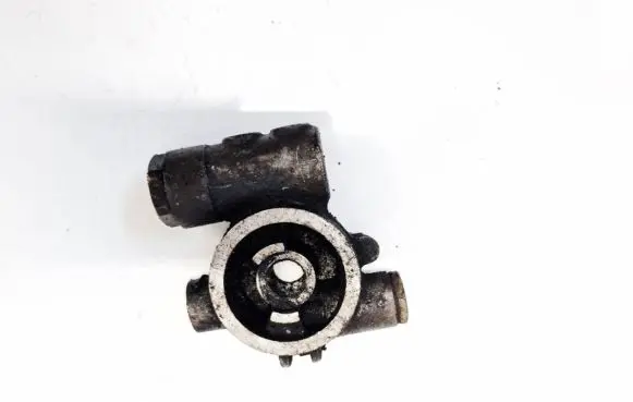 Opel Frontera A Oil filter mounting bracket 90112100f