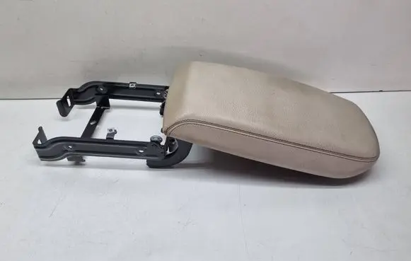 BMW X3 F25 Armrest 10500650