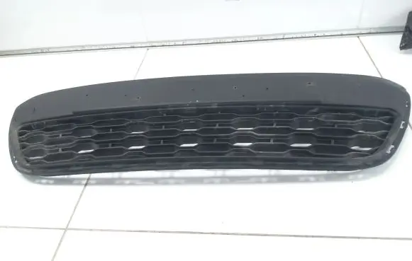KIA Rio Front bumper upper radiator grill 865611W200