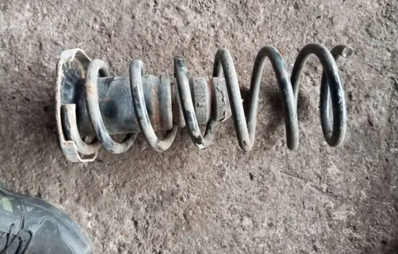 Volvo XC60 Rear coil spring 31262885