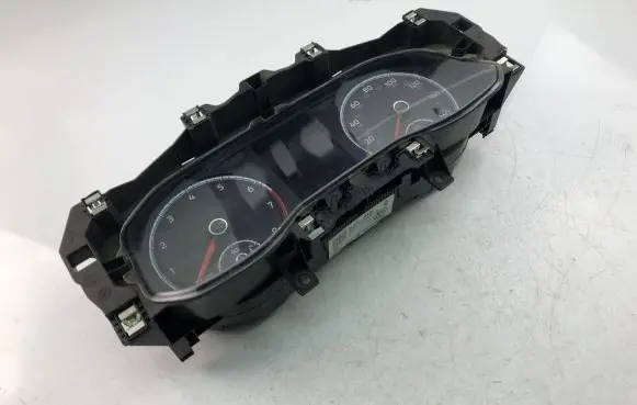 Volkswagen Polo VI Speedometer (instrument cluster) 2G0920940C