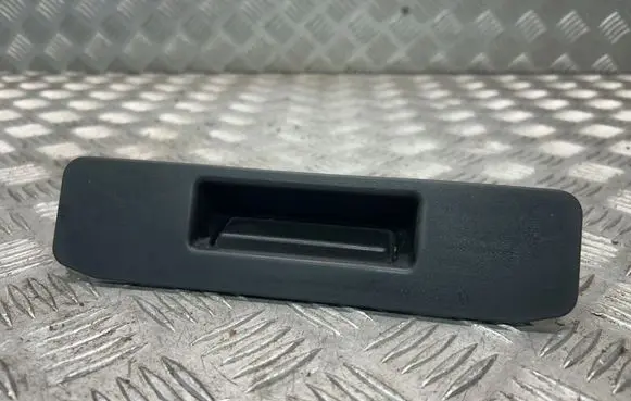 Mercedes-Benz A W176 Tailgate/trunk/boot exterior handle A1667500493