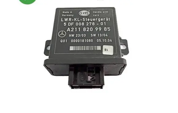 Mercedes-Benz E W211 Light relay A2118209985 5DF008278 5DF00827801