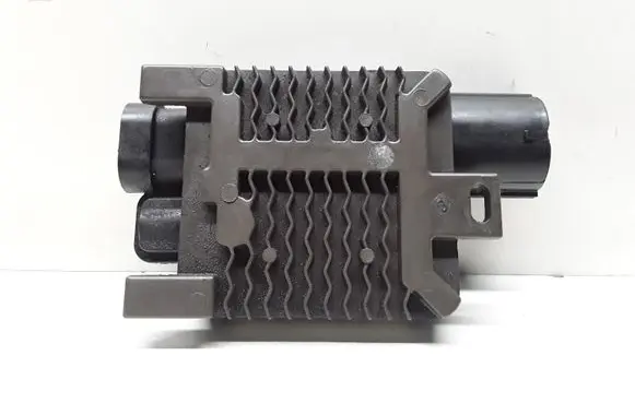 Volvo V40 Coolant fan relay 940009301 560001883413