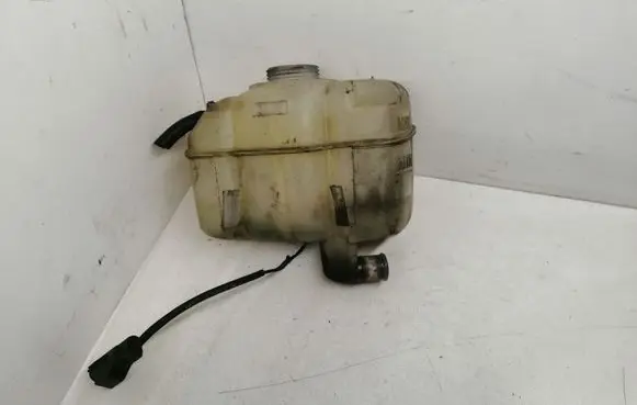 Volvo XC70 Coolant expansion tank/reservoir 30741971 30741972