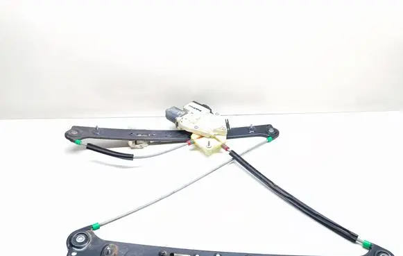 BMW X3 E83 Front door window regulator with motor 6925964