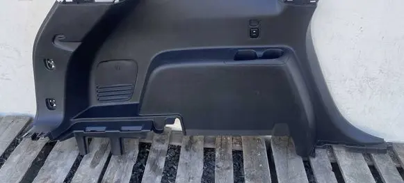 Buick Enclave II Trunk/boot side trim panel 84344374