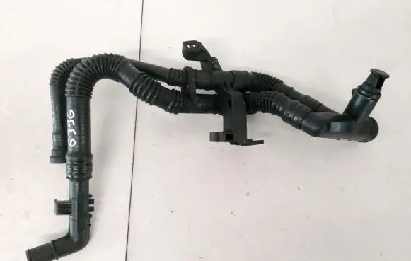 Citroen Xsara Picasso Engine coolant pipe/hose 9647768980
