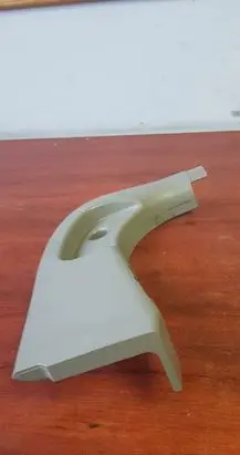 Foot area side trim