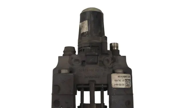 Tesla Model S Rear brake caliper 102125200F