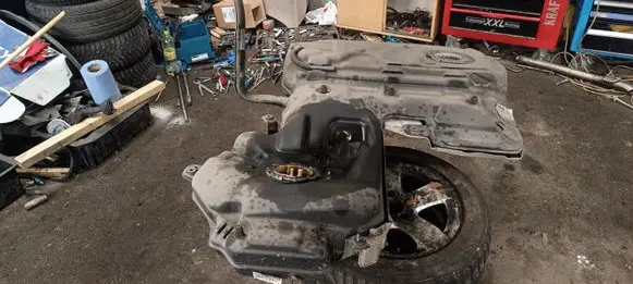 Audi A6 S6 C7 4G Fuel tank 4G0201021BR