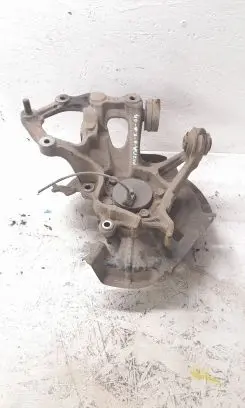 Mazda 6 Rear wheel hub 