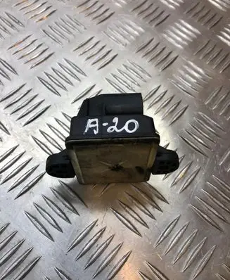 Mercedes-Benz E W212 Glow plug pre-heat relay A6519005502