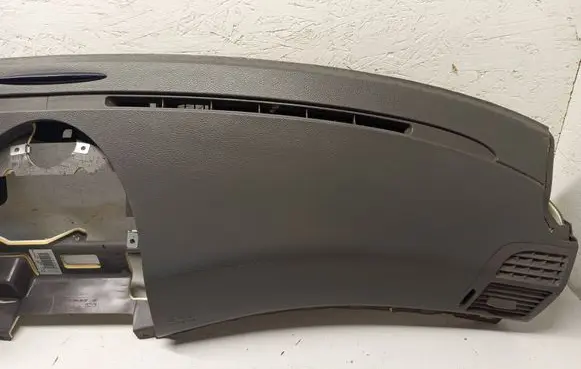 Mercedes-Benz E W211 Dashboard A2116800687 WZN827