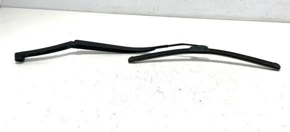 KIA Sorento Front wiper blade arm