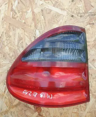 Mercedes-Benz E W210 Rear/tail lights A2108206764 82402177