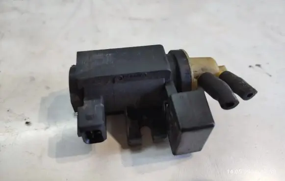 Opel Mokka Turbo solenoid valve 55566898