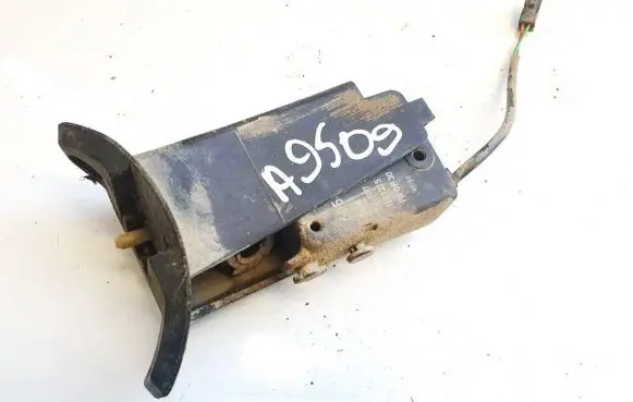 Opel Astra G Central locking motor 605415 90587326