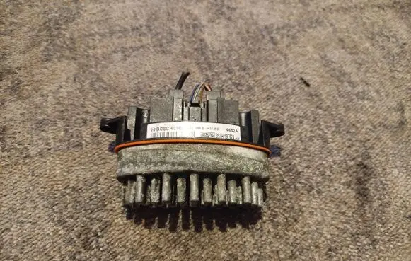Ford Focus Heater blower motor/fan resistor 3S7H19E624AB 0411353 C140010463