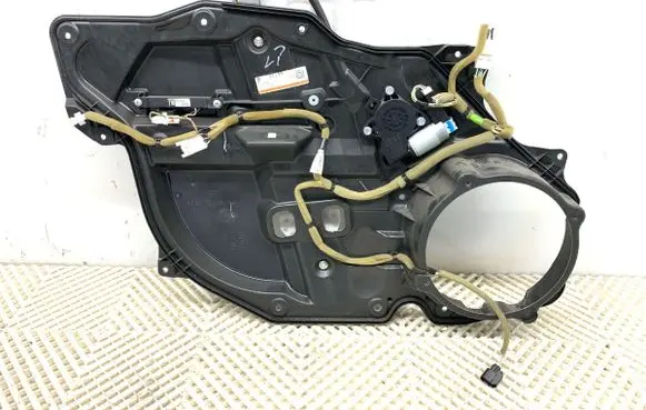 Mazda CX-7 Front door window regulator with motor 