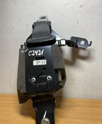 Mazda 6 Middle seatbelt (rear) BGE120817 C2421