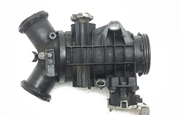 Citroen C5 Intercooler hose/pipe U611A
