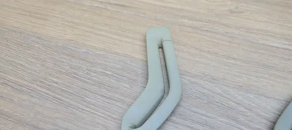 Volvo XC90 Seat belt trim 