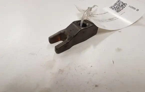 Hyundai i40 Fuel Injector clamp holder