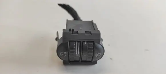 Volkswagen Golf V Headlight level height control switch 1K0941333A