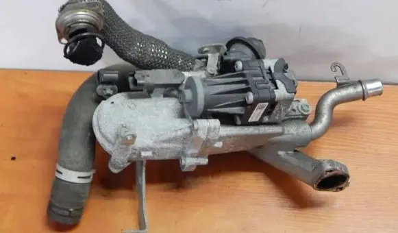 Volvo V60 EGR valve 9671187780 1220130514 70215621