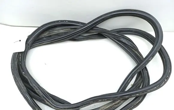 Ford Transit Rear door rubber seal (on body) 