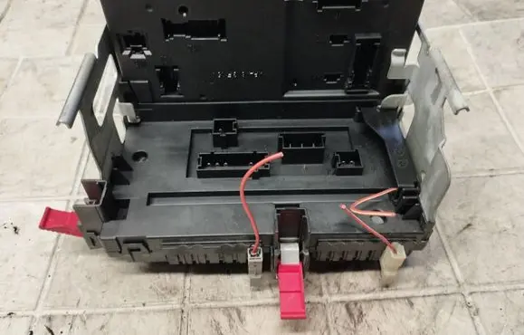 Mercedes-Benz S W221 Fuse module A2215403550 A2215450801 08022179