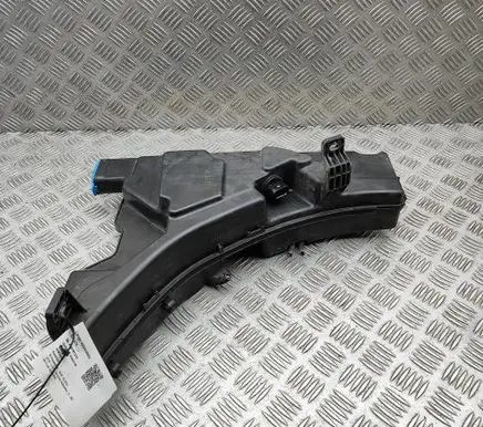 Audi A5 Windshield washer fluid reservoir/tank 8W6250 8W6955451E