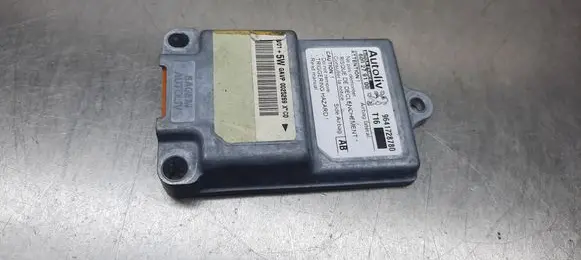 Peugeot 206 CC Airbag deployment crash/impact sensor 9641728780