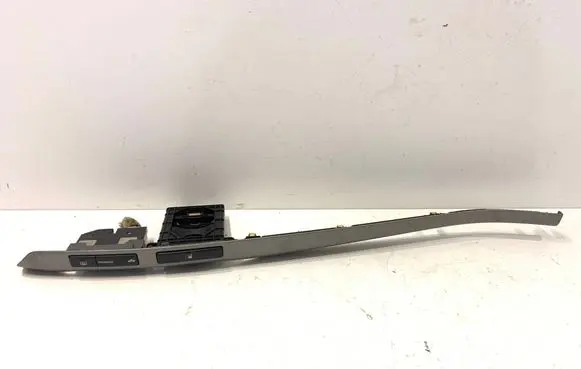 Toyota Avensis T250 Cup holder MT3509
