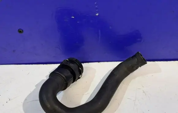 Volvo V70 Engine coolant pipe/hose BC918B160GA