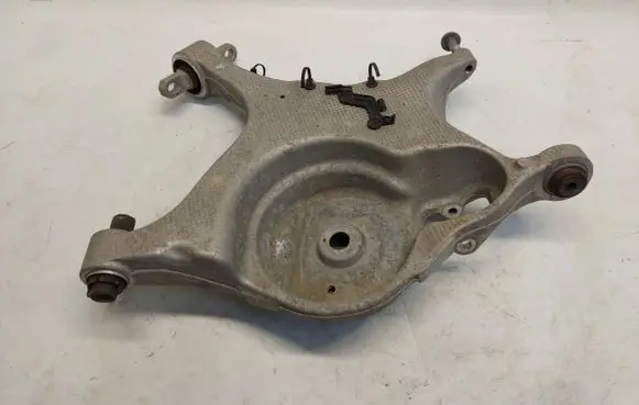Mercedes-Benz EQC Rear control arm 32292418JLK01